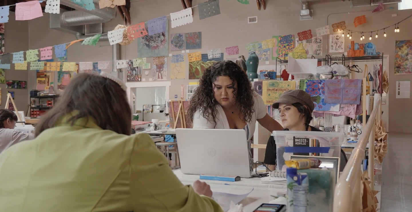 slider image slider_item_8xMpNf